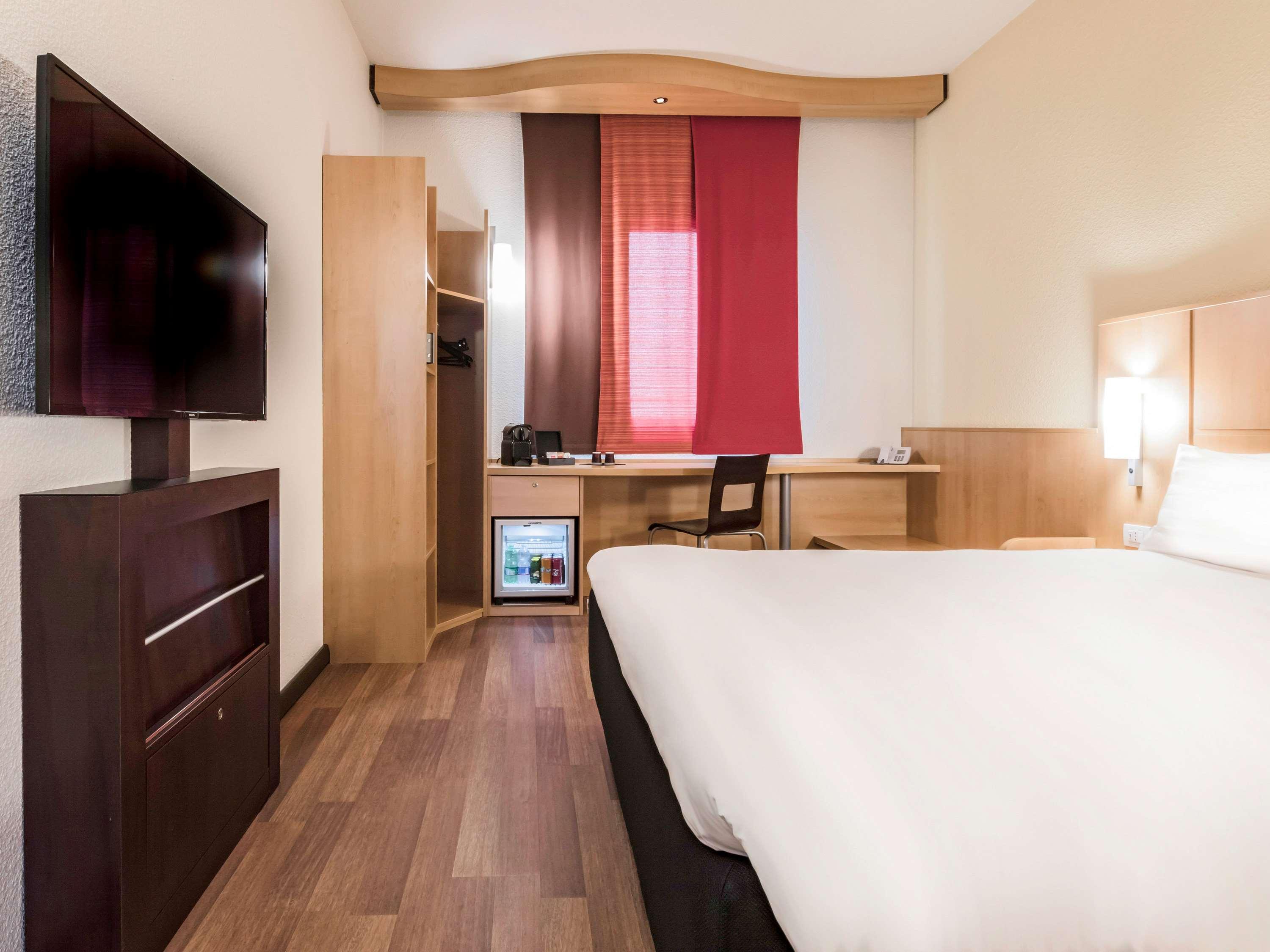 Hotel Ibis Milano Malpensa Cardano Al Campo Zewnętrze zdjęcie