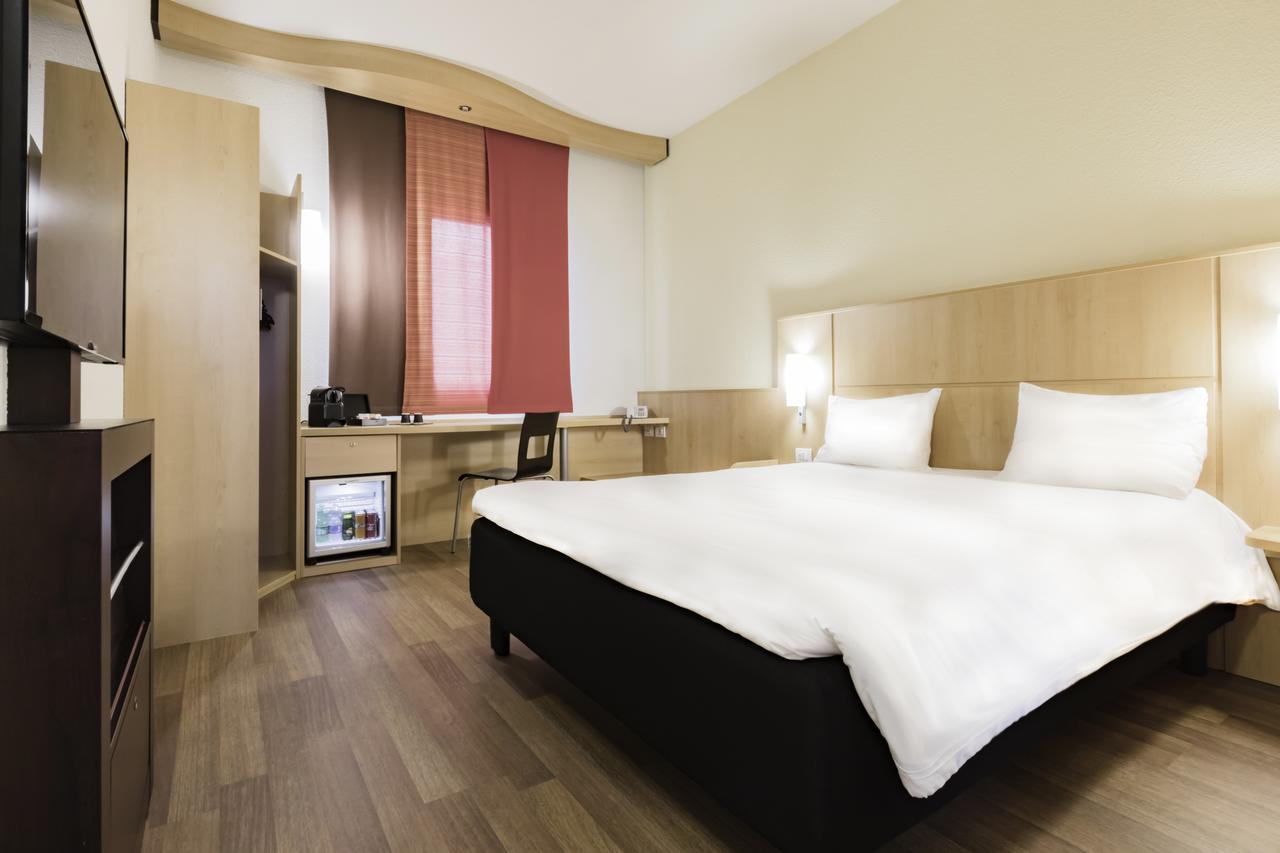 Hotel Ibis Milano Malpensa Cardano Al Campo Zewnętrze zdjęcie